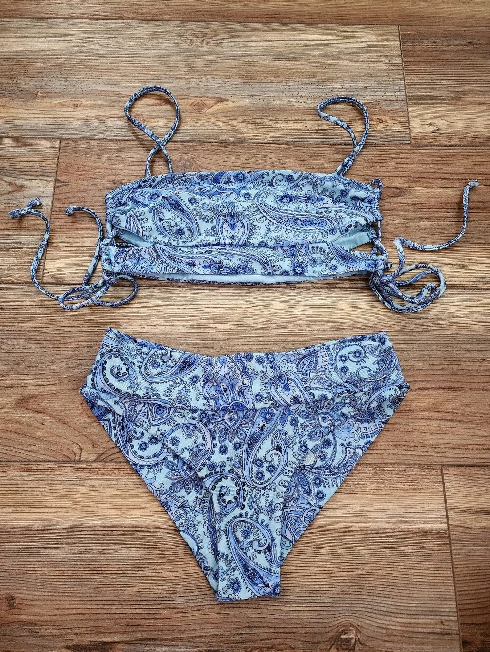 Frankies Bikinis good used